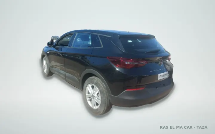 Opel Grandland à louer à Taza